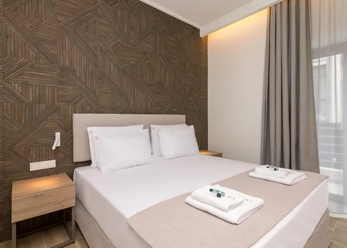 Socrates Fully Equipped Apartments With Unique Design