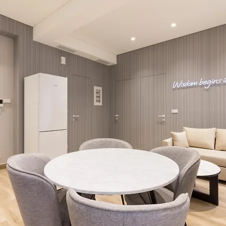 Socrates Fully Equipped Apartments With Unique Design Athens Exterior photo