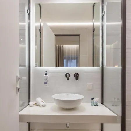 Socrates Fully Equipped Apartments With Unique Design Athens Exterior photo