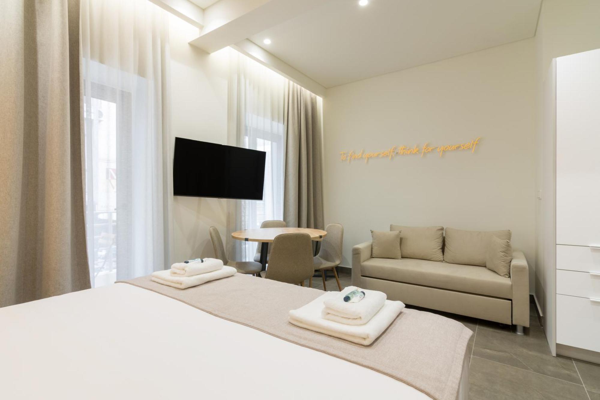 Apartment Socrates Fully Equipped With Unique Design