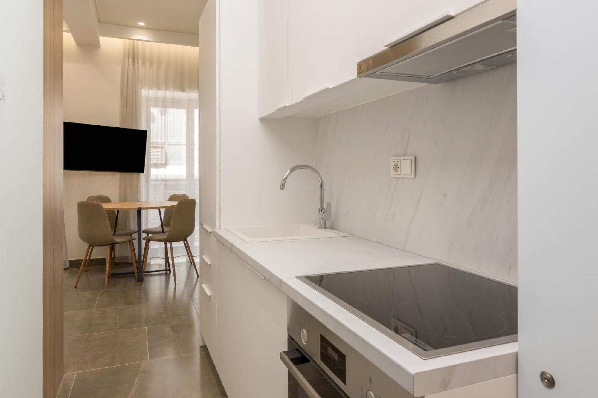 Socrates Fully Equipped With Unique Design Apartment *