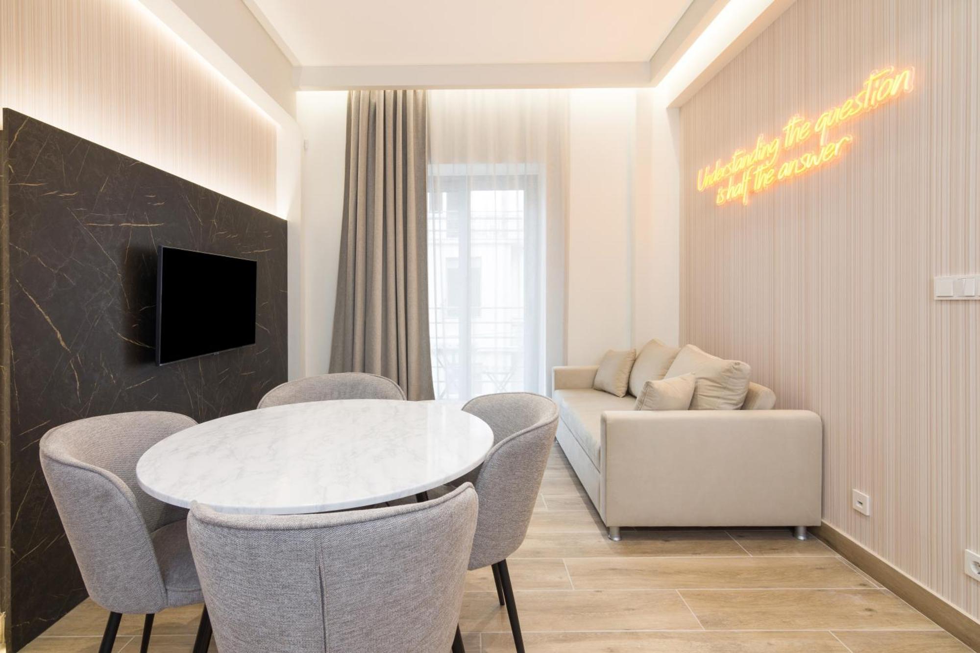 Socrates Fully Equipped With Unique Design Apartment Athens